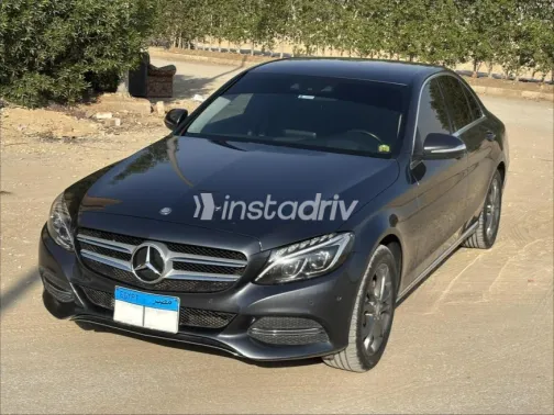 Mercedes C 180 2015 Silver Automatic Used for Sale in Faiyum - 4