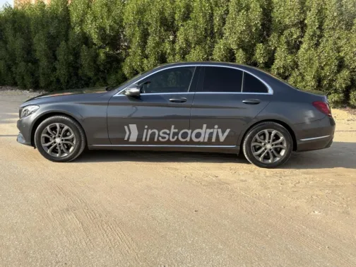 Mercedes C 180 2015 Silver Automatic Used for Sale in Faiyum - 6