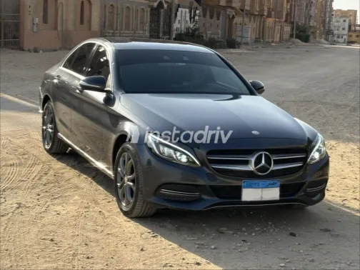 Mercedes C 180 2015 Silver Automatic Used for Sale in Faiyum - 10