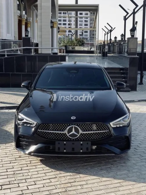 مرسيدس CLA 200 2025 أسود أوتوماتيك مستعملة للبيع في القاهرة - 2