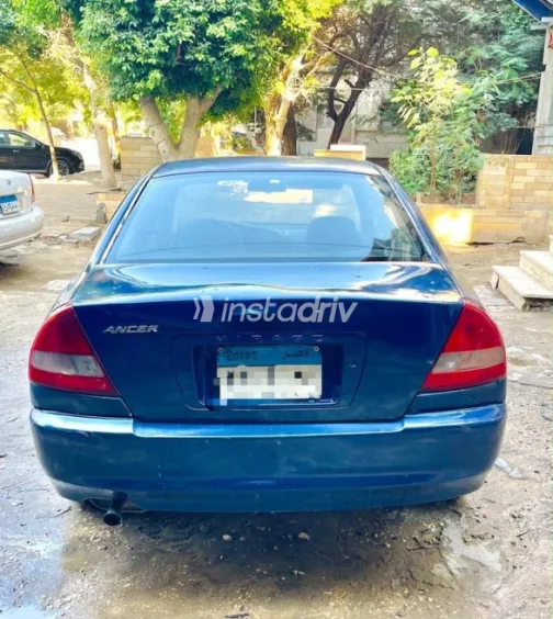 Mitsubishi Lancer Crystala 1998 Blue Manual Used for Sale in Cairo - 6