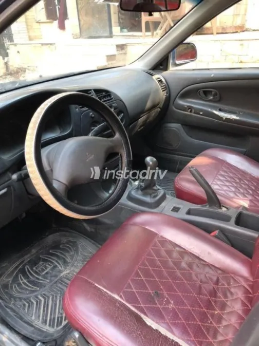 Mitsubishi Lancer Crystala 1998 Blue Manual Used for Sale in Cairo - 7
