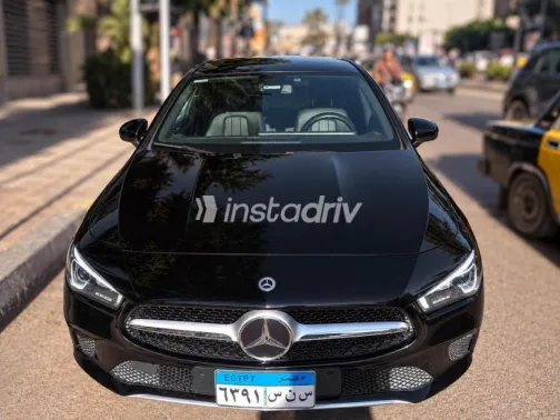 Mercedes CLA 180 2021 Black Automatic Used for Sale in Alexandria - 1
