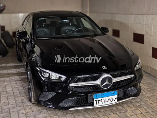 Mercedes CLA 180 2021 Black Automatic Used for Sale in Alexandria - 5