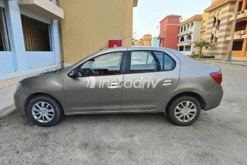 Renault Logan 2014 Gold Manual Used for Sale in El Mahalla - 3