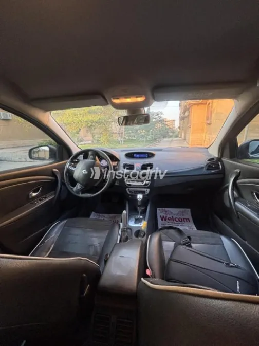 Renault Fluence 2016 Bronze Automatic Used for Sale in Cairo - 6