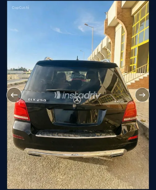Mercedes GLK 250 2015 Black Automatic Used for Sale in Greater Cairo ( Cairo + Giza) - 5