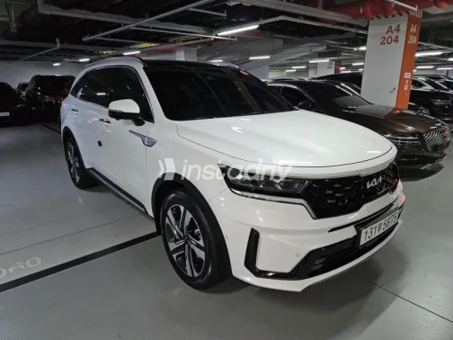 Kia Sorento 2023 White Automatic Used for Sale in Al Shorouk - 2