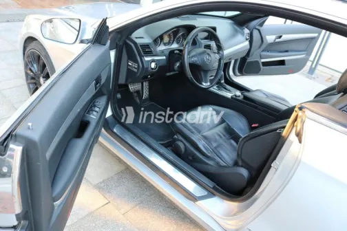 Mercedes E 350 2010 Silver Automatic Used for Sale in Sheikh Zayed City - 4
