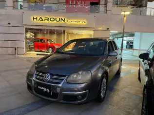 Volkswagen Jetta 2007 Gray Automatic Used for Sale in Cairo