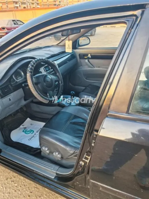 Chevrolet Optra 2008 Black Automatic Used for Sale in Al Shorouk - 8