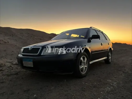 Skoda Octavia 2000 Blue Manual Used for Sale in Beni Suef - 1