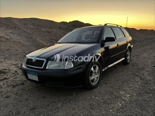 Skoda Octavia 2000 Blue Manual Used for Sale in Beni Suef - 2