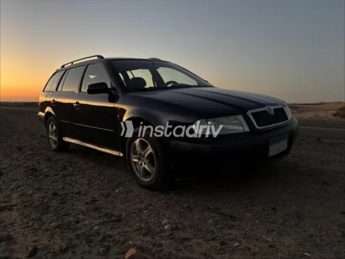 Skoda Octavia 2000 Blue Manual Used for Sale in Beni Suef - 4