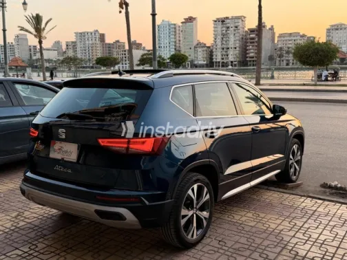 Seat Ateca 2023 Dark Blue Automatic Used for Sale in Damietta - 9