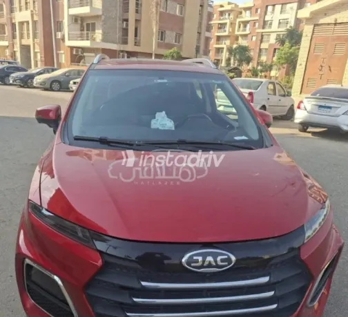 Jac JS3 2022 Red Automatic Used for Sale in Cairo - 1