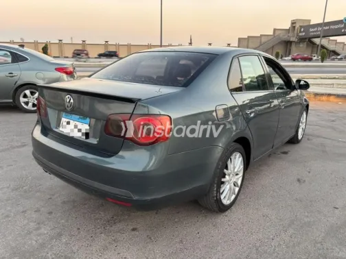 Volkswagen Jetta 2007 Gray Automatic Used for Sale in Heliopolis - 4