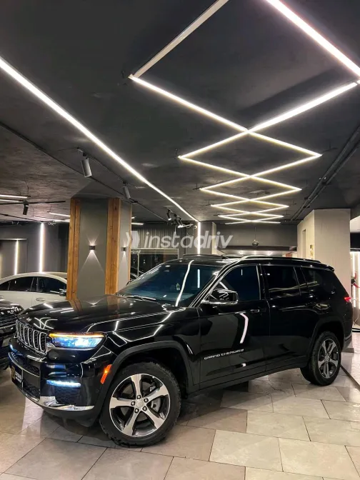 Jeep Cherokee 2024 Black Automatic Used for Sale in Greater Cairo ( Cairo + Giza) - 5