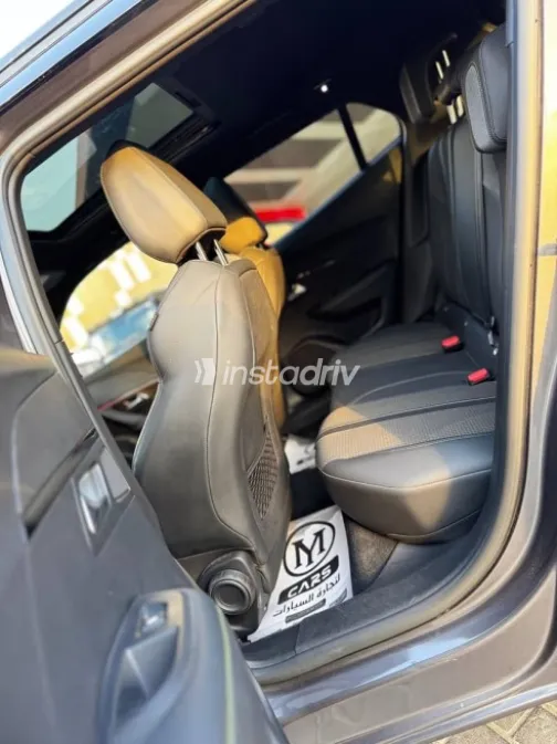 Peugeot 2008 2023 Gray Automatic Used for Sale in Cairo - 9