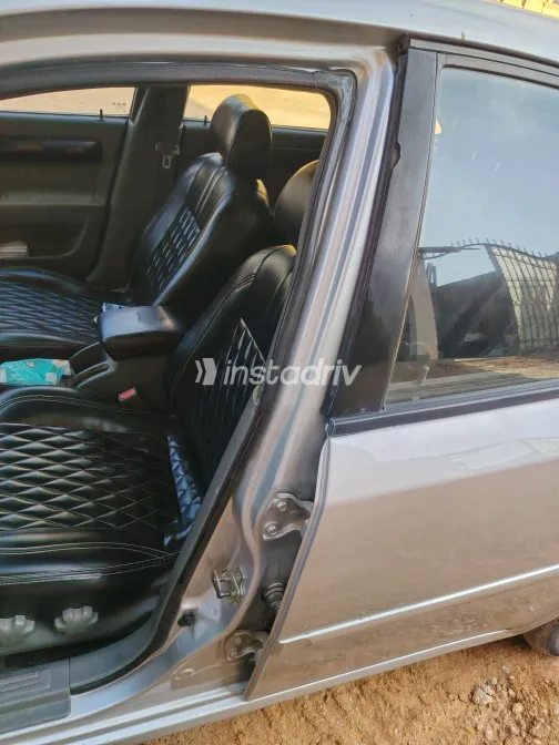 Chevrolet Optra 2012 Silver Automatic Used for Sale in Greater Cairo ( Cairo + Giza) - 6