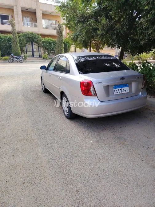 Chevrolet Optra 2012 Silver Automatic Used for Sale in Greater Cairo ( Cairo + Giza) - 8
