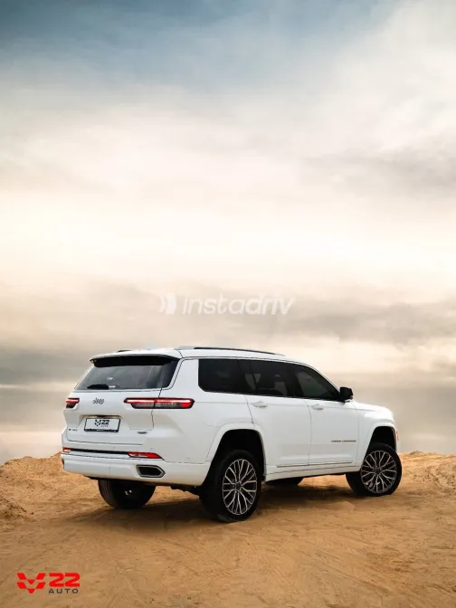 Jeep Grand Cherokee 2023 White Automatic Used for Sale in Greater Cairo ( Cairo + Giza) - 4