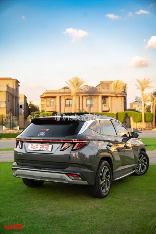 Hyundai Tucson 2024 Gray Automatic Used for Sale in Greater Cairo ( Cairo + Giza) - 6