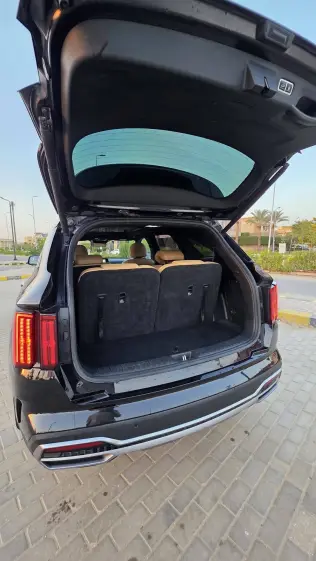 Kia Sorento 2023 Black Automatic Used for Sale in Greater Cairo ( Cairo + Giza)