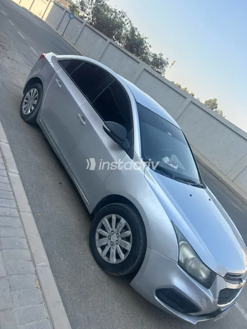 Chevrolet Cruze 2017 Silver Automatic Used for Sale in Greater Cairo ( Cairo + Giza) - 8