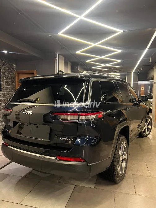 Jeep Grand Cherokee 2024 White Automatic Used for Sale in Greater Cairo ( Cairo + Giza) - 9
