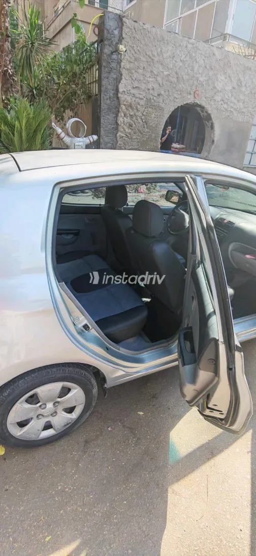 Kia Picanto 2007 Silver Manual Used for Sale in Greater Cairo ( Cairo + Giza) - 2