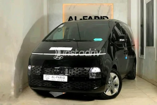 Hyundai Staria 2025 Black Automatic Used for Sale in Greater Cairo ( Cairo + Giza) - 7