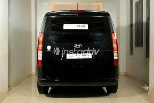 Hyundai Staria 2025 Black Automatic Used for Sale in Greater Cairo ( Cairo + Giza) - 10