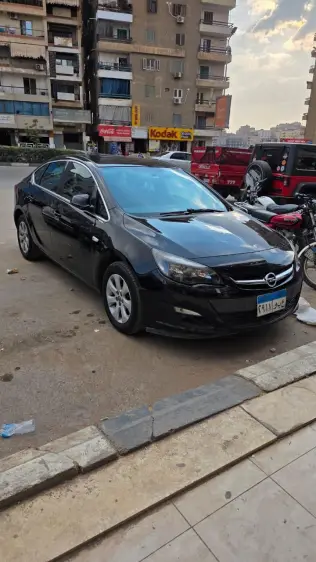 اوبل أسترا 2019 أسود أوتوماتيك مستعملة للبيع في القاهرة الكبرى ( القاهرة - الجيزة)