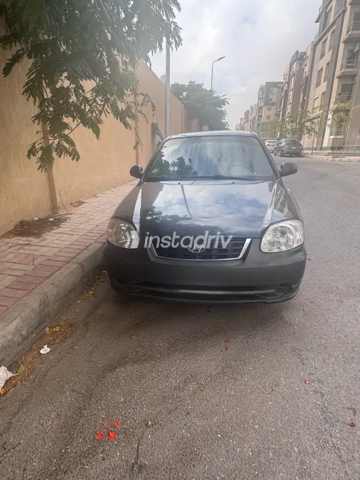 هيونداي فيرنا 2018 رمادي غامق يدوي مستعملة للبيع في القاهرة الكبرى ( القاهرة - الجيزة) - 1