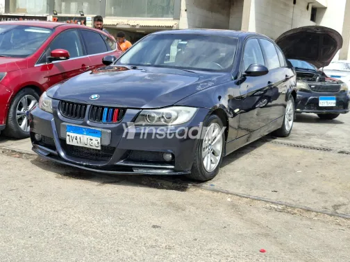 بي ام دبليو 320 2007 أبيض أوتوماتيك مستعملة للبيع في القاهرة الكبرى ( القاهرة - الجيزة) - 1