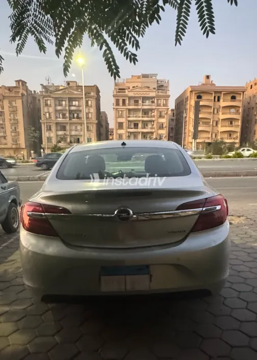 Opel Insignia 2016 Silver Automatic Used for Sale in Greater Cairo ( Cairo + Giza) - 3