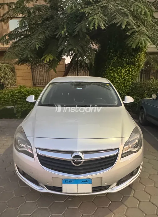 Opel Insignia 2016 Silver Automatic Used for Sale in Greater Cairo ( Cairo + Giza) - 6