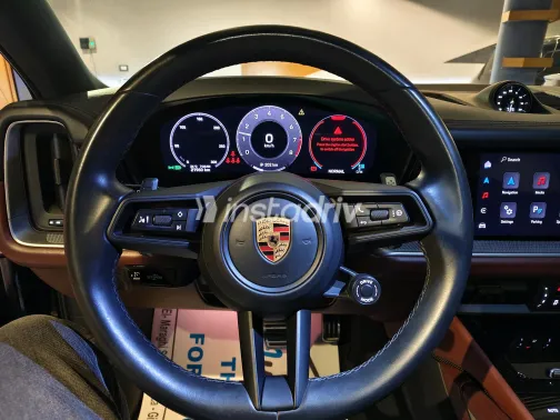Porsche Cayenne S 2024 Black Automatic Used for Sale in Greater Cairo ( Cairo + Giza) - 7