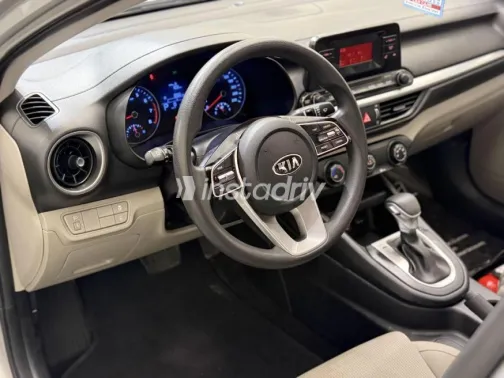 Kia Cerato 2021 Silver Automatic Used for Sale in Warraq - 4