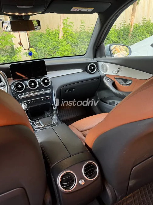 مرسيدس GLC 300 2021 فضي أوتوماتيك مستعملة للبيع في القاهرة الكبرى ( القاهرة - الجيزة) - 5