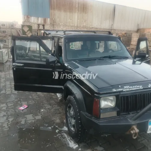 Jeep Cherokee 1996 Black Automatic Used for Sale in Greater Cairo ( Cairo + Giza) - 5