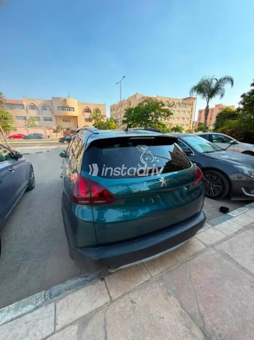 Peugeot 2008 2019 Dark Blue Automatic Used for Sale in Cairo - 4