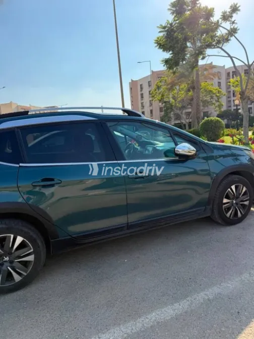 Peugeot 2008 2019 Dark Blue Automatic Used for Sale in Cairo - 6