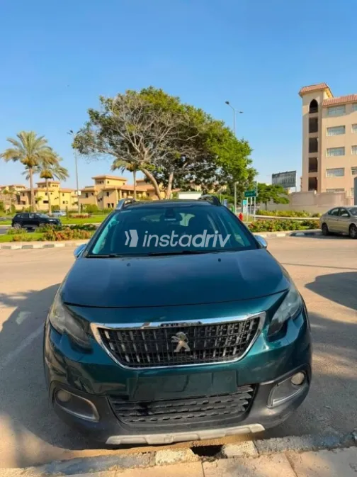 Peugeot 2008 2019 Dark Blue Automatic Used for Sale in Cairo - 7
