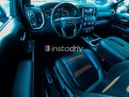 Gmc Sierra 2022 White Automatic Used for Sale in Madinaty - 7