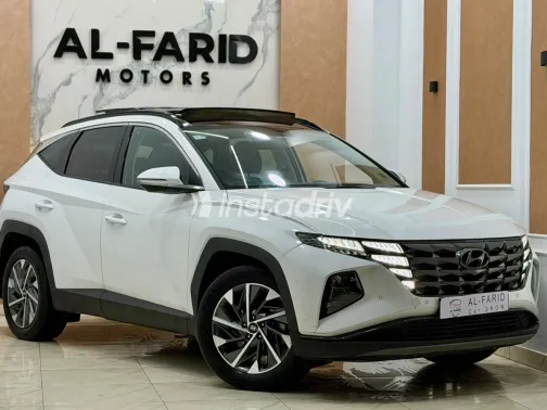 Hyundai Tucson 2023 White Automatic Used for Sale in Greater Cairo ( Cairo + Giza) - 3