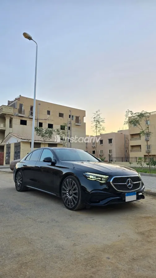 مرسيدس E 200 2026 أسود أوتوماتيك مستعملة للبيع في القاهرة الكبرى ( القاهرة - الجيزة) - 2