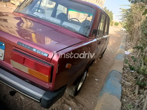 Lada 2107 2011 Red Manual Used for Sale in Greater Cairo ( Cairo + Giza) - 2
