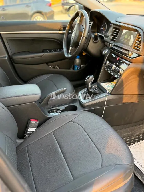 Hyundai Elantra AD 2026 Gray Automatic Used for Sale in Greater Cairo ( Cairo + Giza) - 4